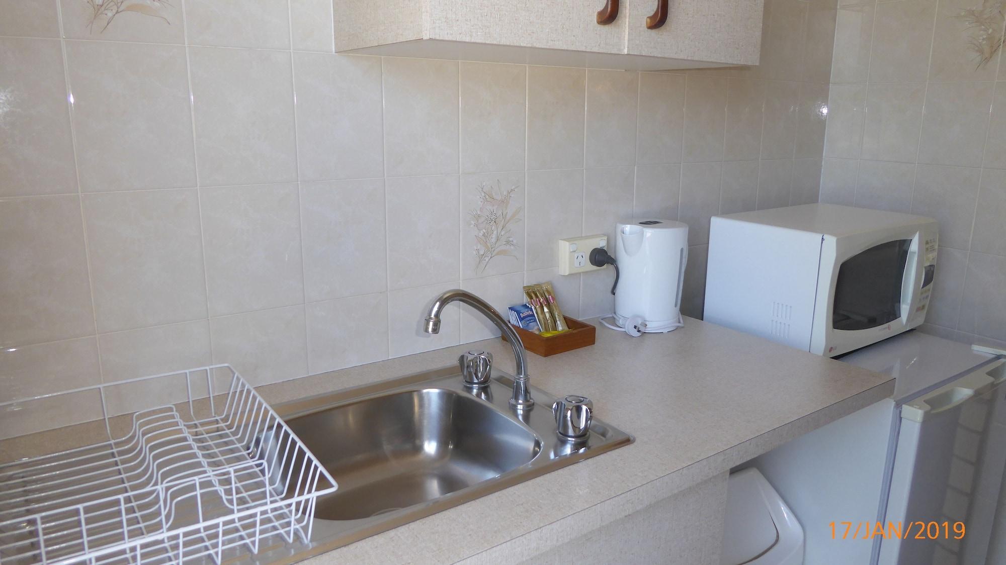 Tower Court Motel - Adults Only Haven Hervey Bay Eksteriør bilde