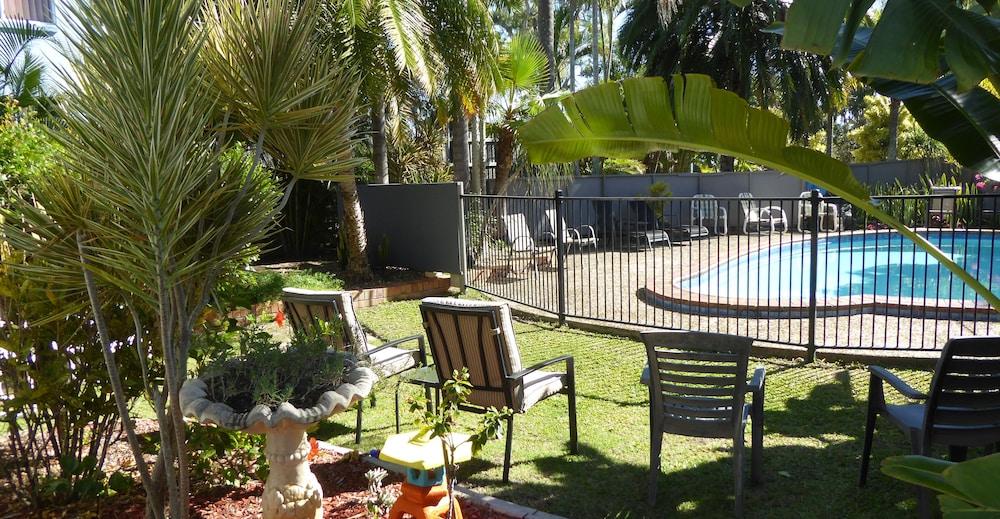 Tower Court Motel - Adults Only Haven Hervey Bay Eksteriør bilde