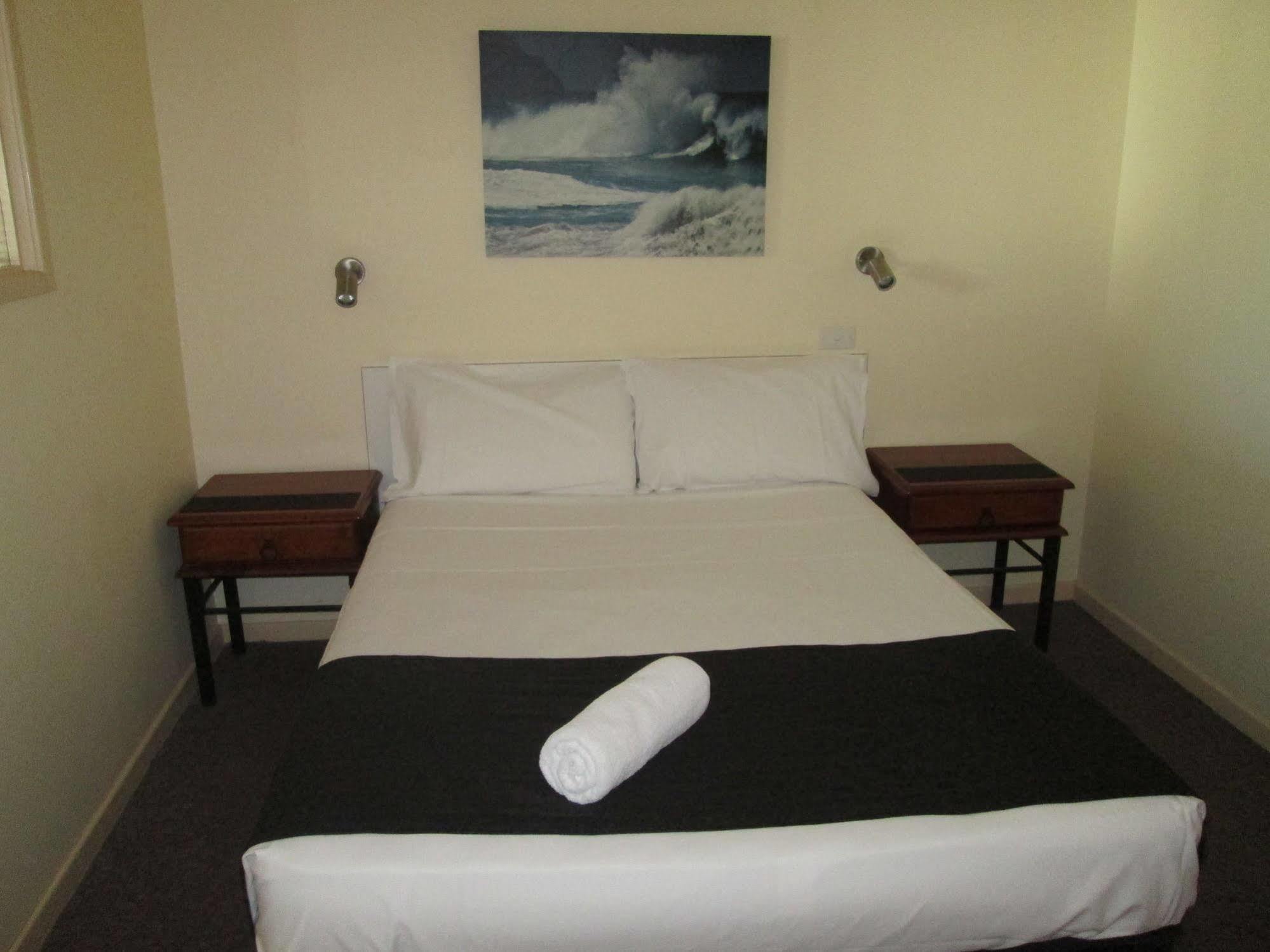 Tower Court Motel - Adults Only Haven Hervey Bay Eksteriør bilde
