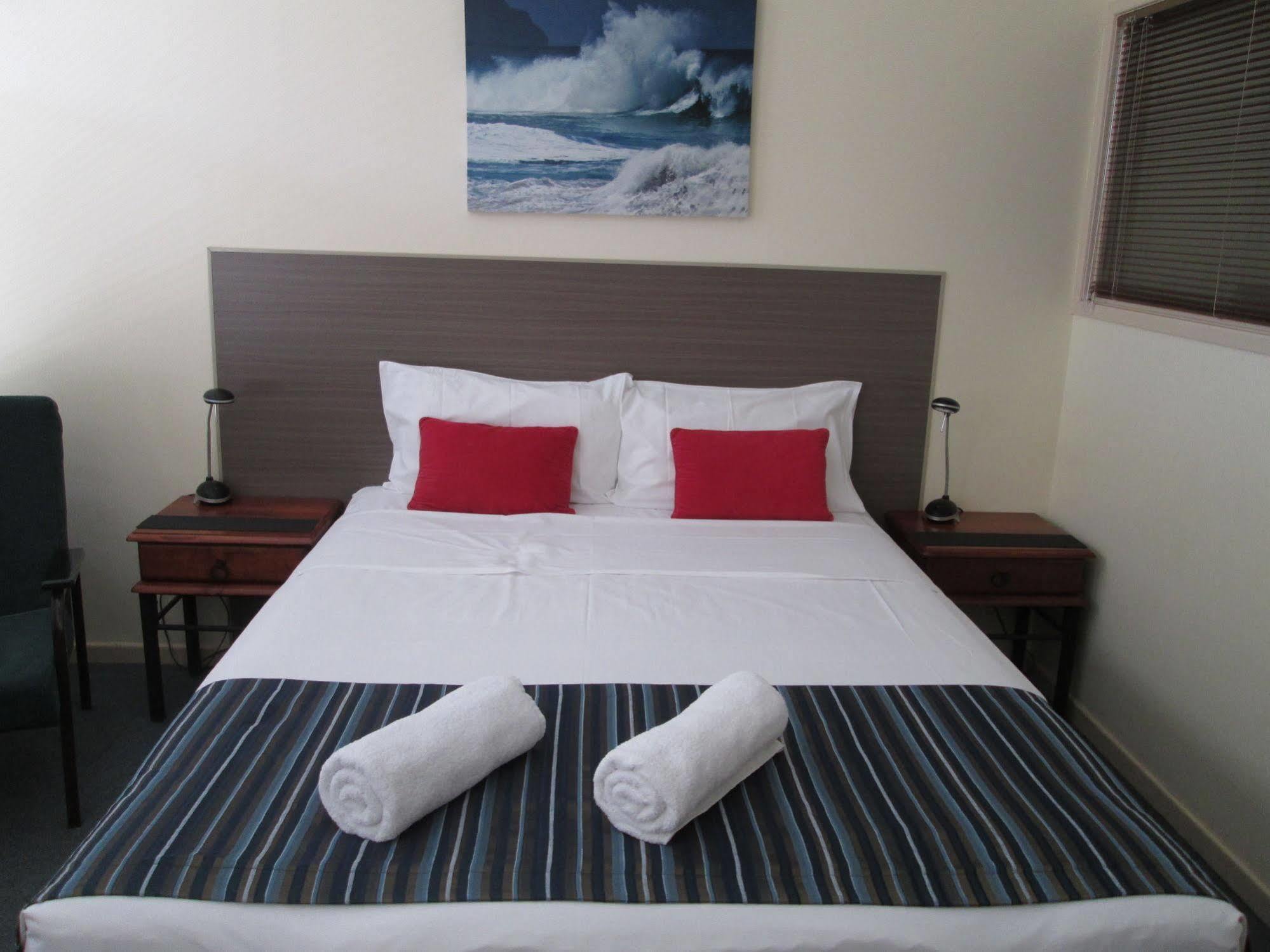 Tower Court Motel - Adults Only Haven Hervey Bay Eksteriør bilde